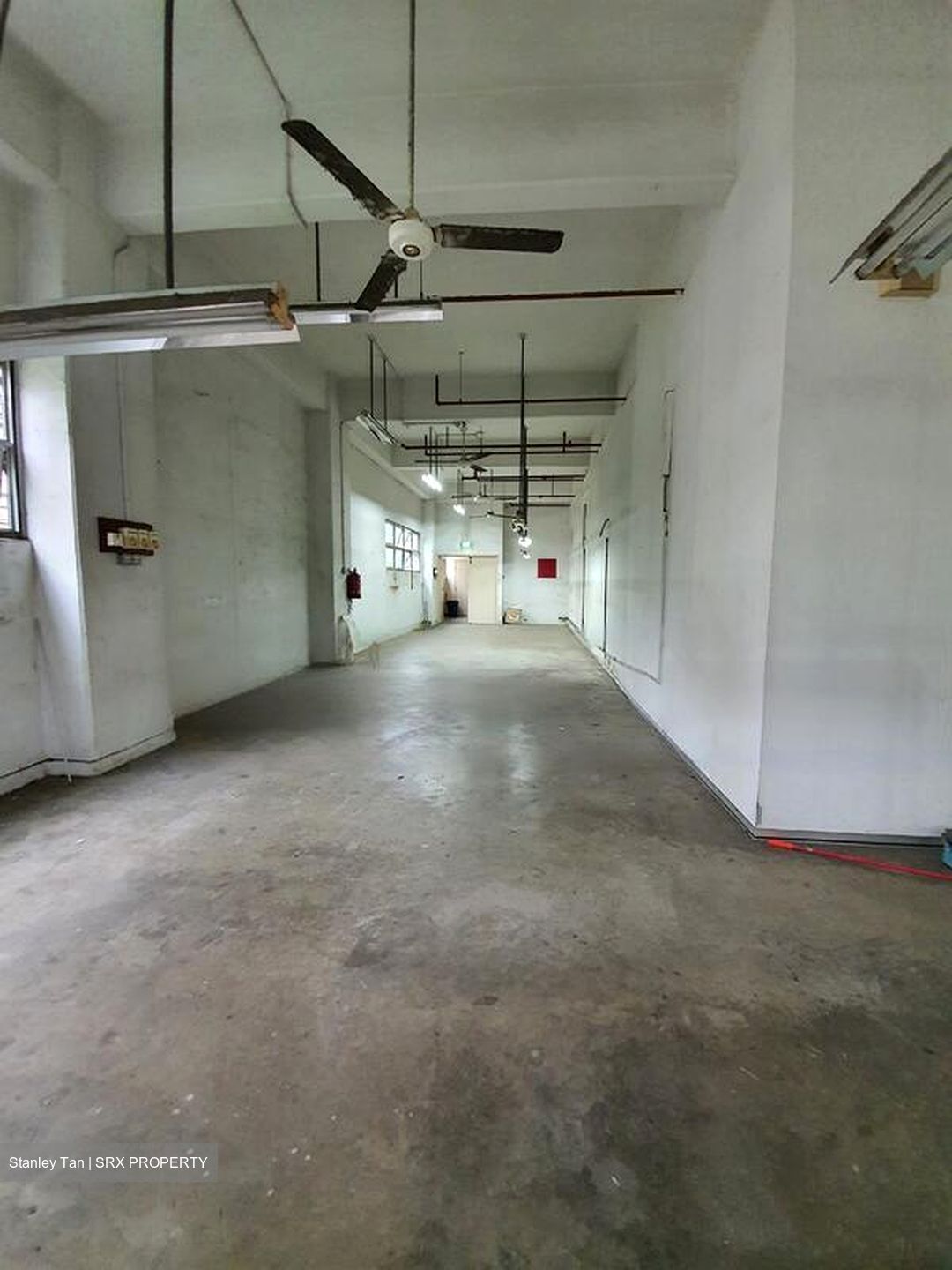 Kewalram Hillview (D23), Warehouse #544147301